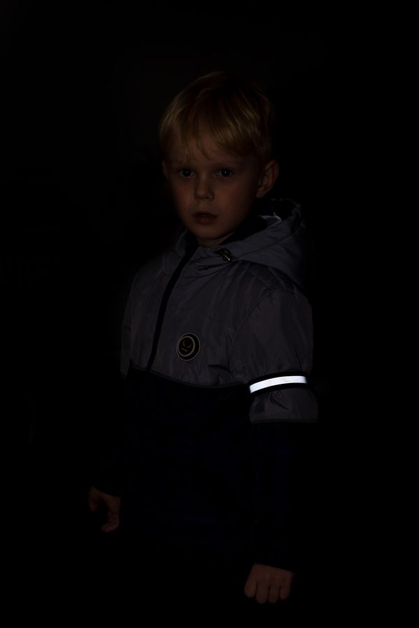 Повязка светоотражающая детская INSIGHT на липучке черная фото